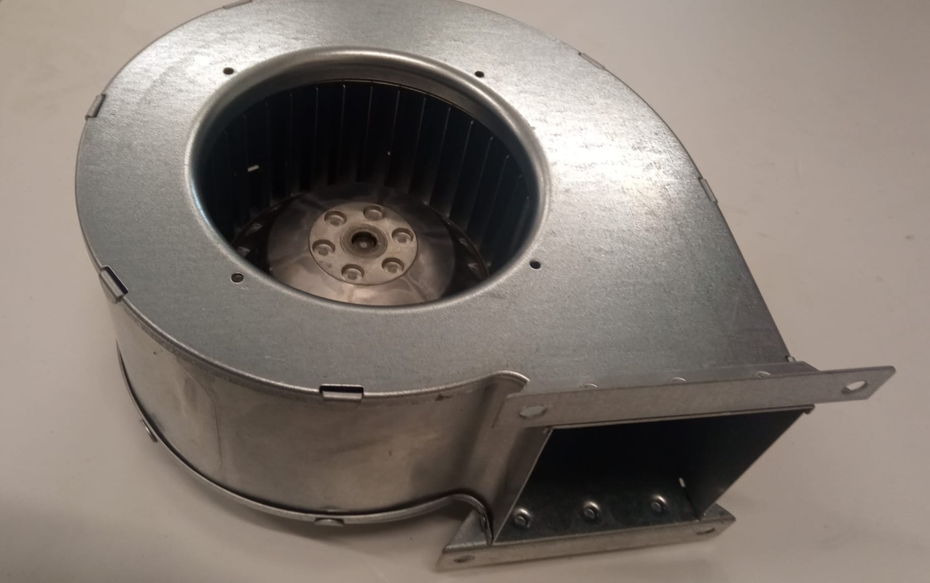 PELLET-SET/MULTI центробежный вентилятор G2E120-CR21-01, Centrometal, 20932