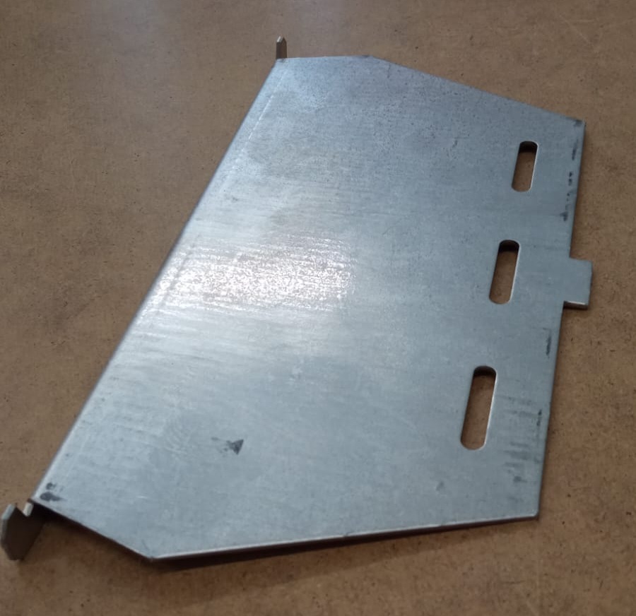 Granulu kamīna Centropelet Z8/Z12 augšējā degkameras plāksne, Centrometal, 38770